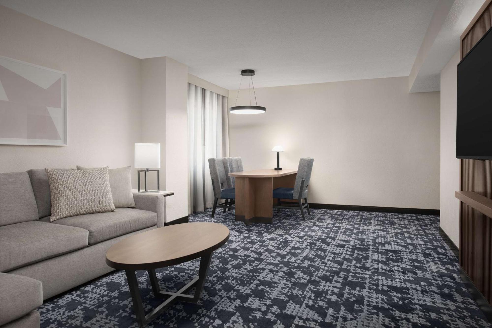 Embassy Suites By Hilton Dallas Near The Galleria Exterior foto