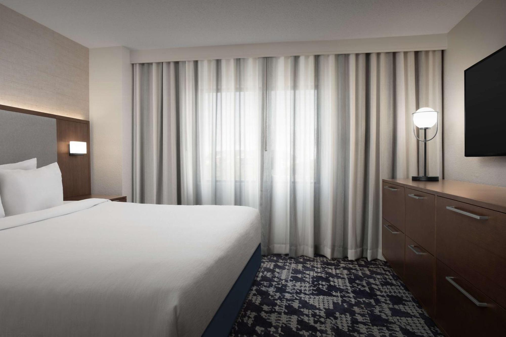 Embassy Suites By Hilton Dallas Near The Galleria Exterior foto